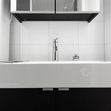 아파트 Two-room In Center With Private Entrance *